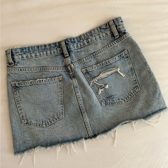 Zara Light Blue Frayed Mini Skirt - Picture 4 of 6